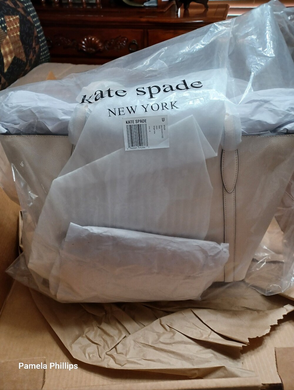 kate spade Cream Leather Tote with Front Pocket - Picture 4 of 8